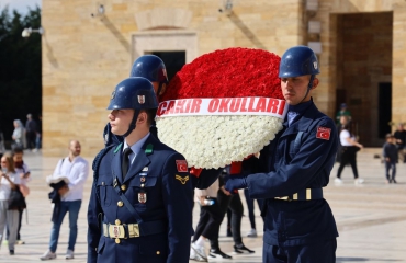Çakır Okulları Resmi Tören ve Çelenk Sunma Merasimi ile Anıtkabir'de