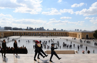 Çakır Okulları Resmi Tören ve Çelenk Sunma Merasimi ile Anıtkabir'de