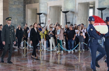 Çakır Okulları Resmi Tören ve Çelenk Sunma Merasimi ile Anıtkabir'de