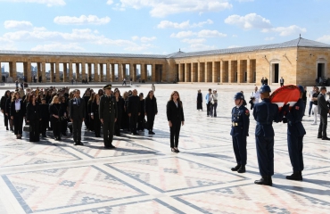 Çakır Okulları Resmi Tören ve Çelenk Sunma Merasimi ile Anıtkabir'de
